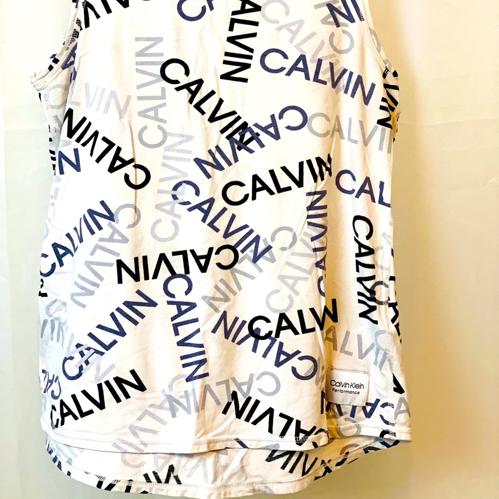 CALVIN KLEIN SLEEVELESS TSHIRT